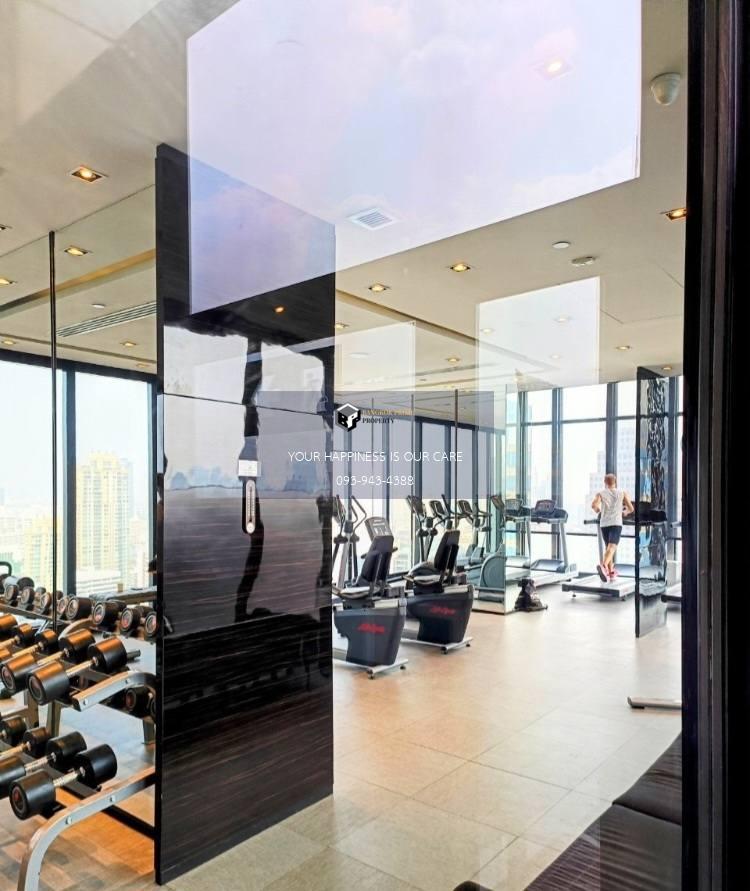 Ashton Asoke | The Masculine Retreat unit super convenient location and transportation #New Focus