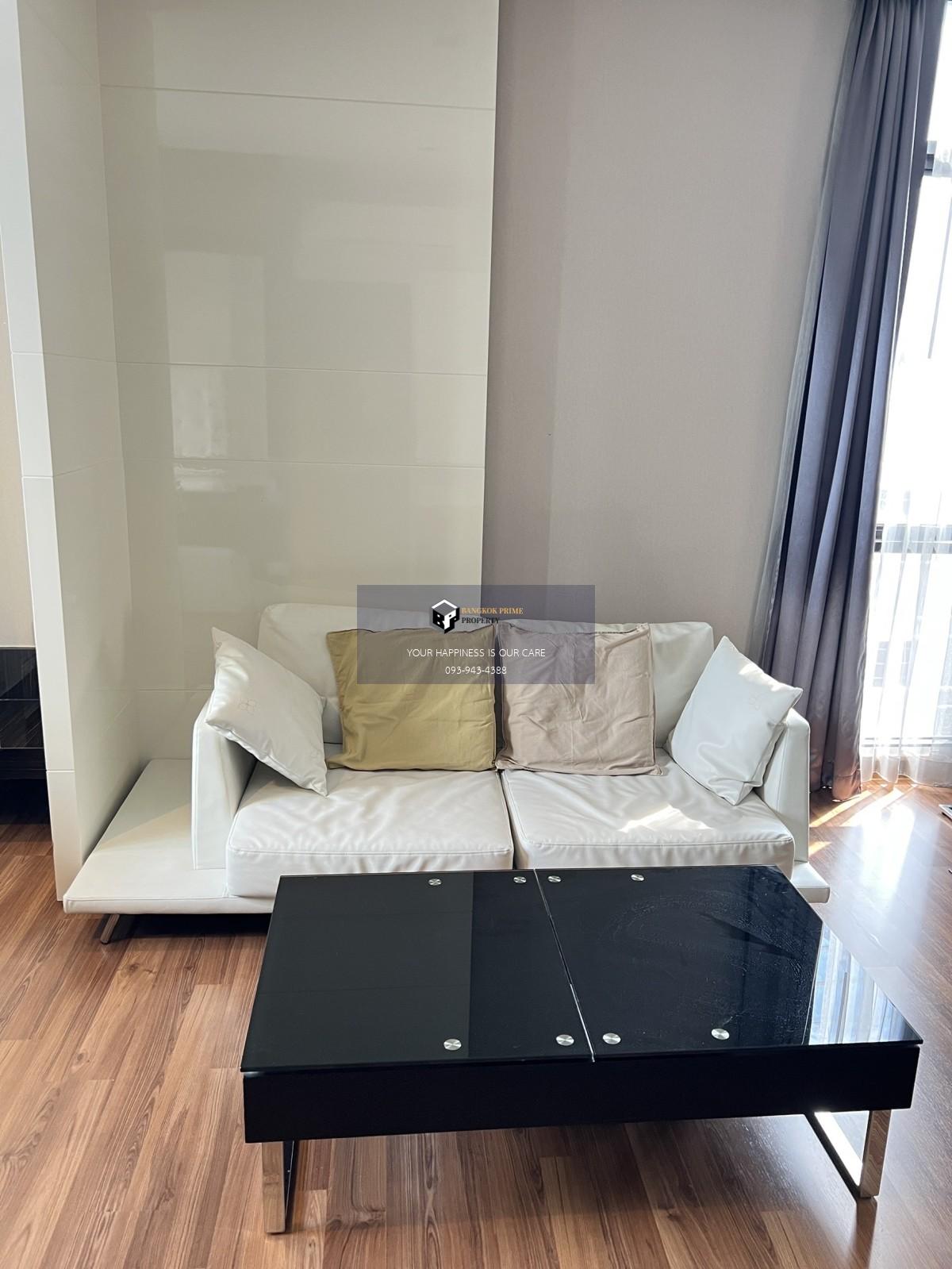 Ivy Ampio | 🚝ใกล้ MRT ศูนย์วัฒนธรรม #Old Focus #Mar