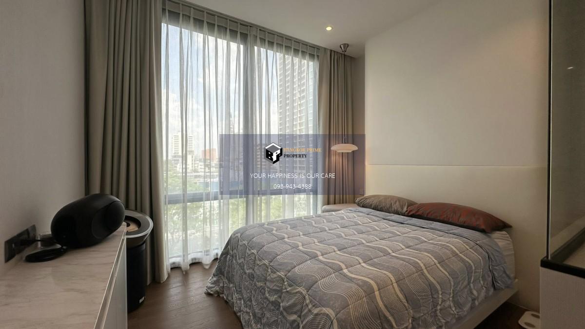 Muniq Langsuan | Special Type of One bed !! #HL