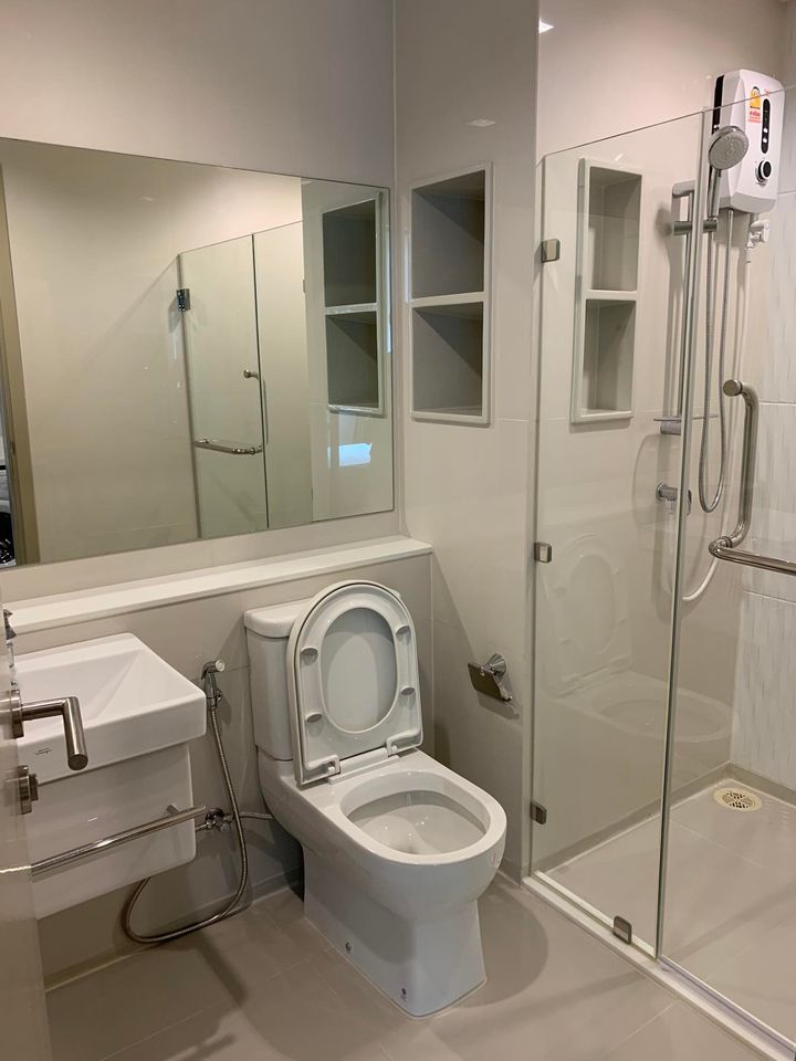 Life Ladprao I BTS Ha Yaek Lat Phrao MRT Phaholyothin I hot building, ready to move in | #HL