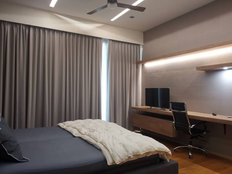 NOBLE REMIX / BTS THONGLOR / HL / RARE UNIT ONLY ONE IN CONDOMINIUM 3B3B 19MB 120K PER SQ.M. LARGE BALCONY