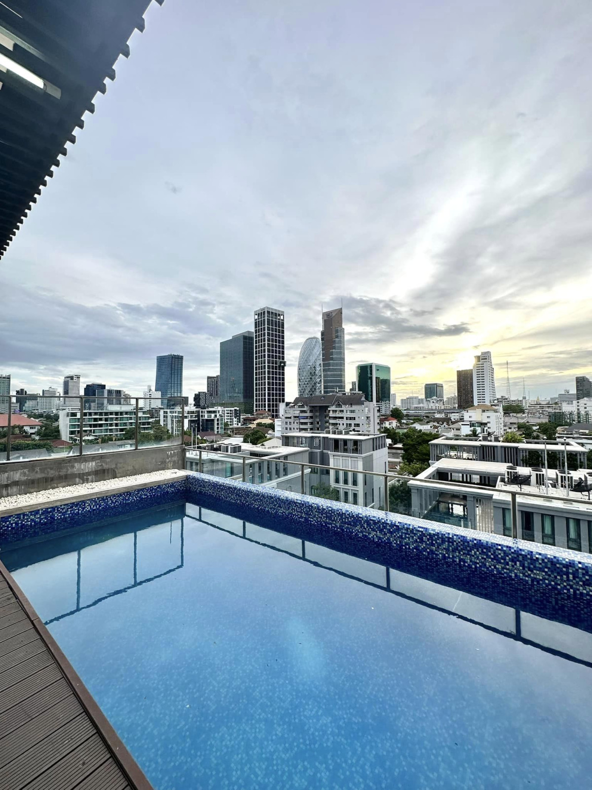 D Memoria Phahonyothin 8 | BTS Ari | ห้องแรร์ ตึกเงียบสงบ เป็นส่วนตัว | #HL