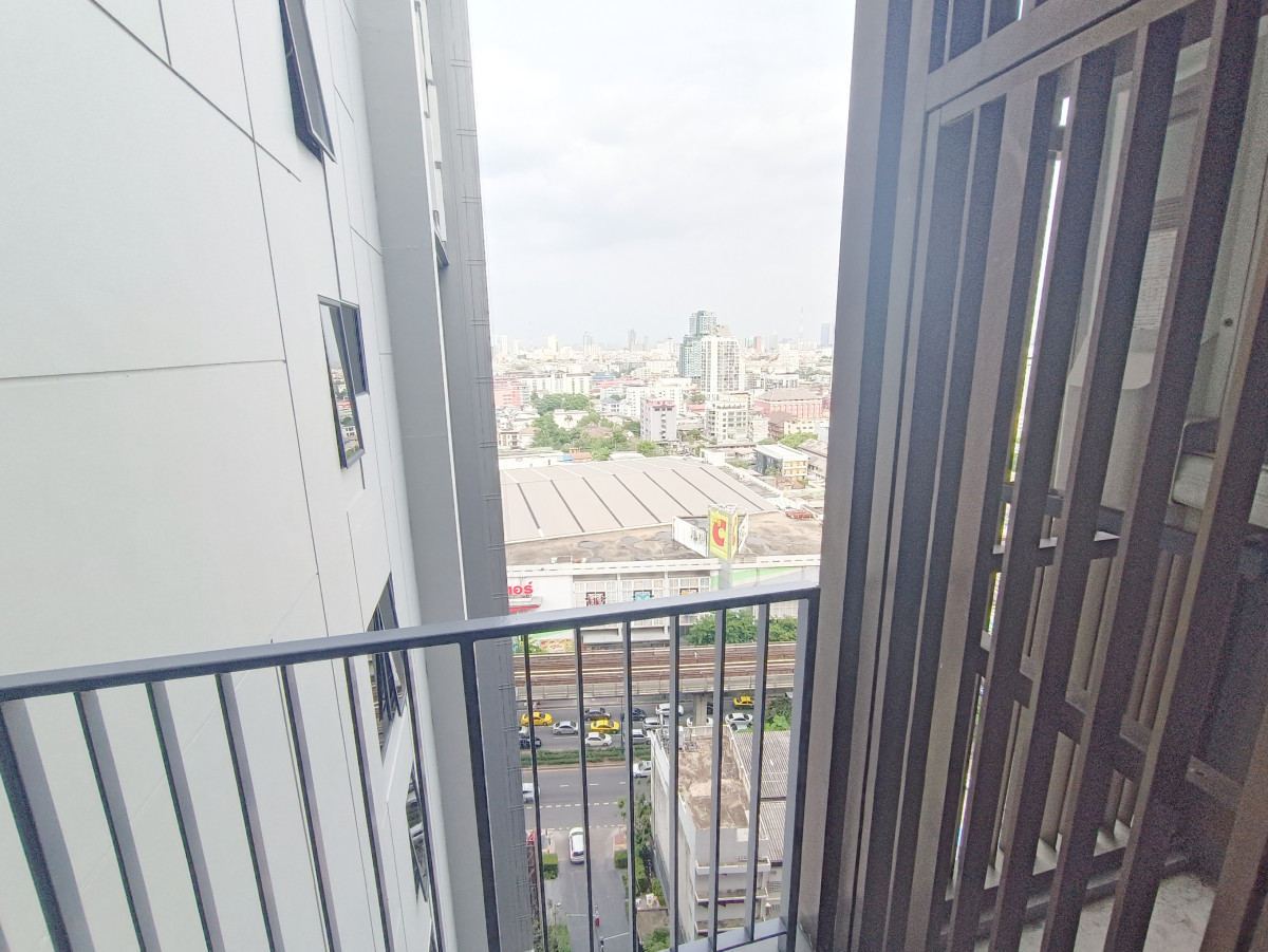 Onyx Phaholyothin | BTS สะพานควาย | ราคาดี ห้องพร้อมอยู่ | HL