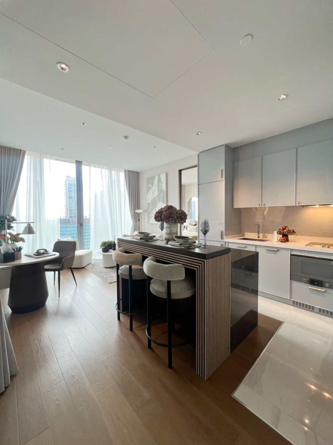 Kraam Sukhumvit 26| BTS Phrom Phong |The best price ,Quiet and private,View city | #HL