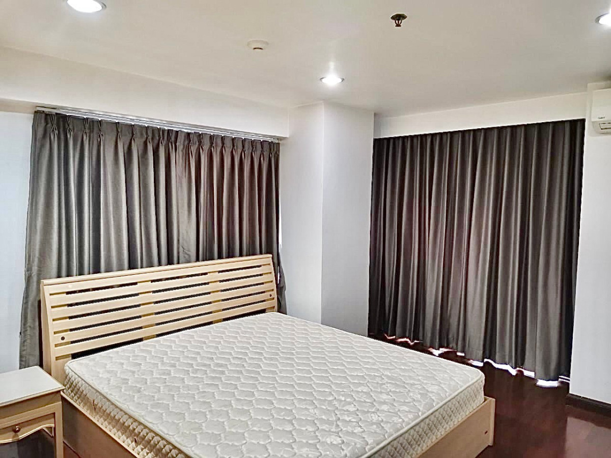 Baan Phahonyothin Place | BTS Ari | Good Price! Big Space! | #HL