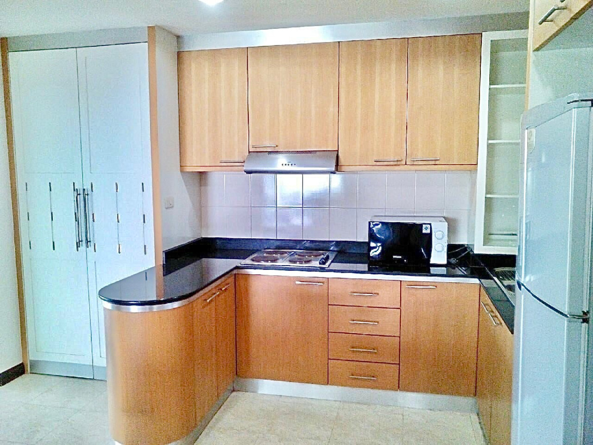 Baan Phahonyothin Place | BTS Ari | Good Price! Big Space! | #HL