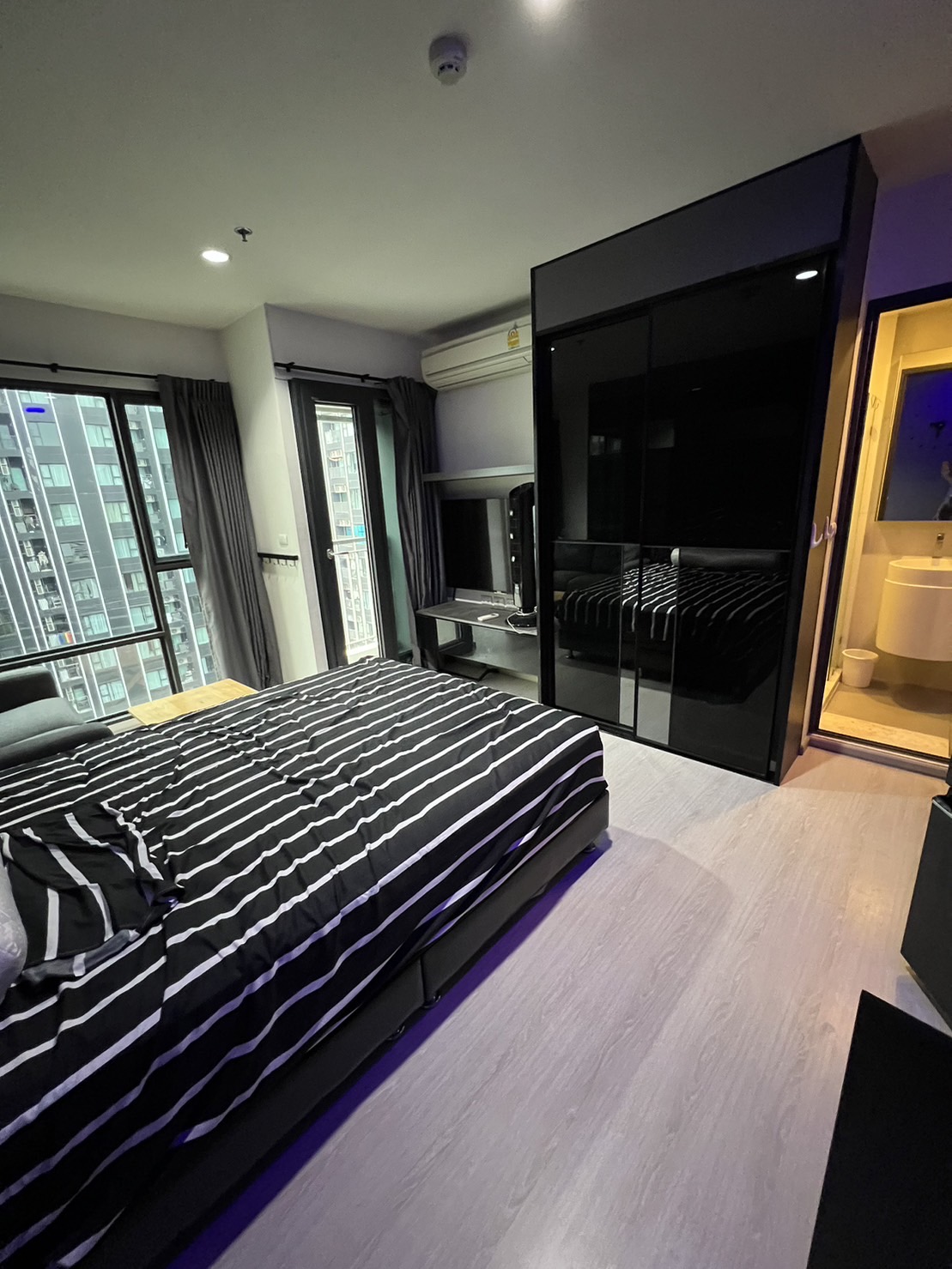 Rhythm asoke | MRT rama 9 | HL ราคาถูกที่สุดในโครงการ