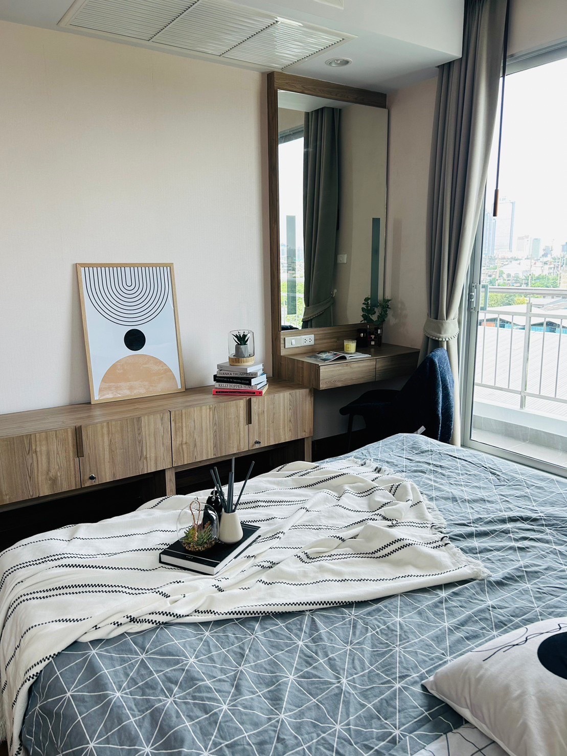Supalai Lite Sathorn - Charoenrat  I BTS สุรศักดิ์ I ห้องสวย | #HL