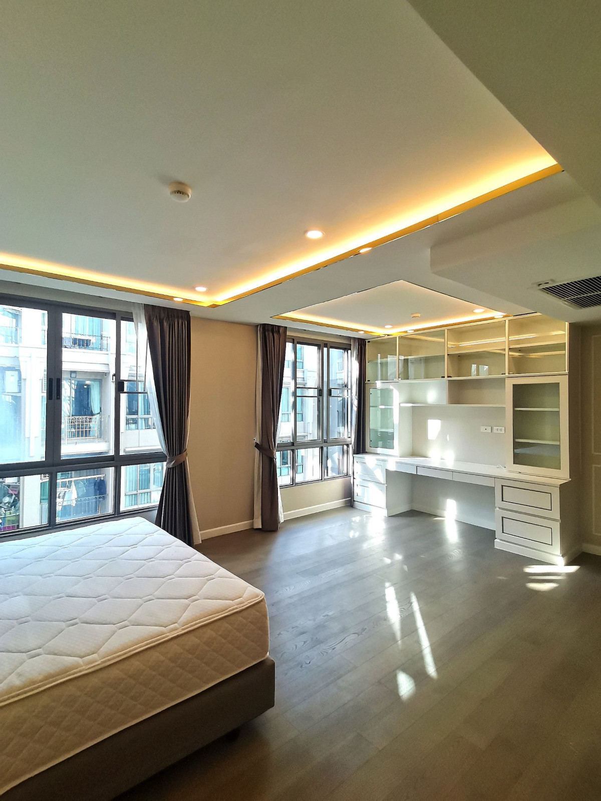 Amaranta​ residence​ MRT Huaykwang  3Bedroom Only one !!! #HL แก้ไขเปลี่ยนรูปภาพ