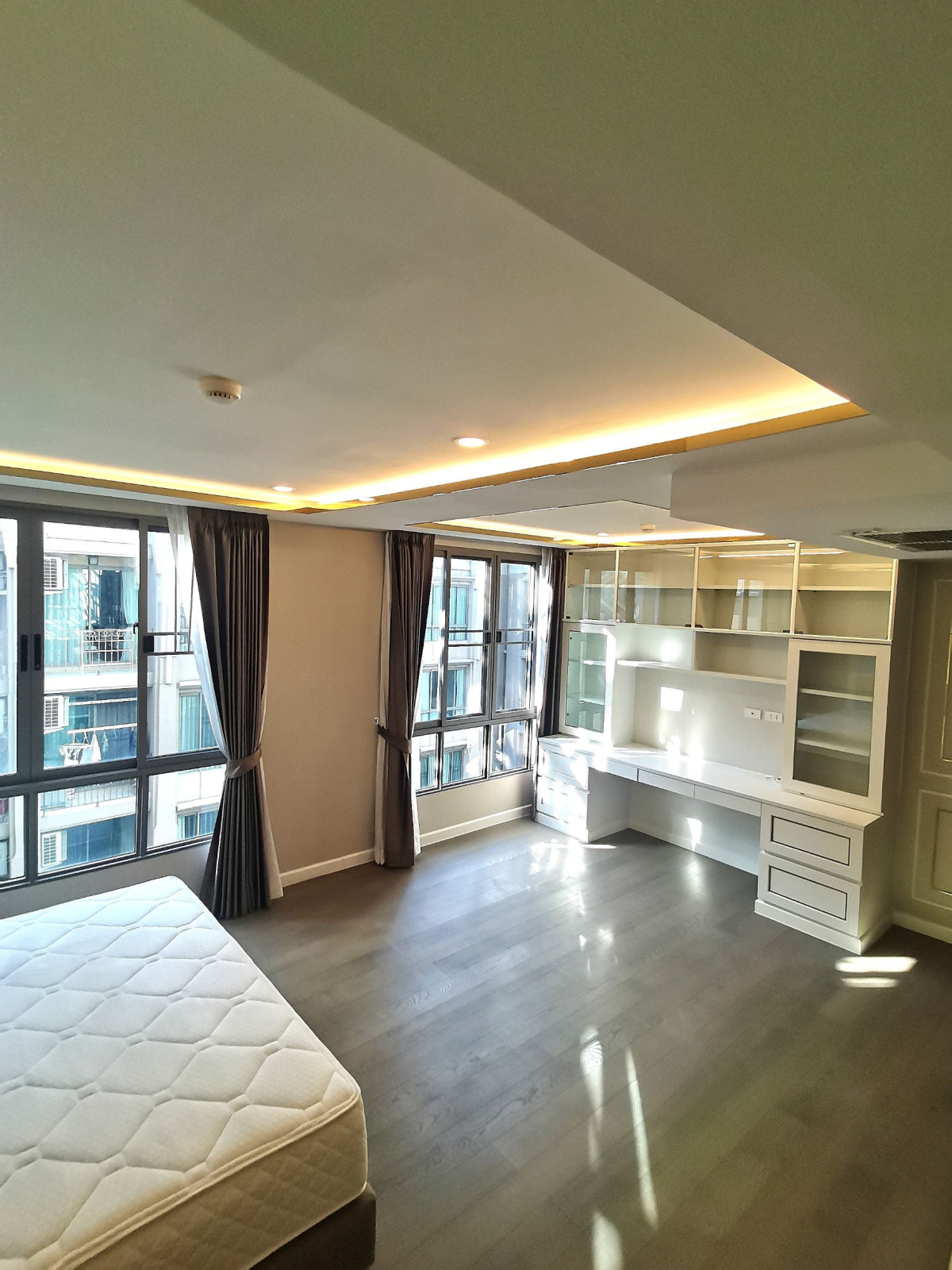 Amaranta​ residence​ MRT Huaykwang  3Bedroom Only one !!! #HL แก้ไขเปลี่ยนรูปภาพ