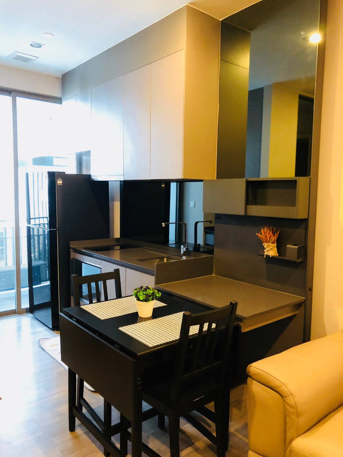 THE ROOM SUKHUMVIT 69 I BTS PRAKANONG I READY TO MOVE IN UNIT I NEW