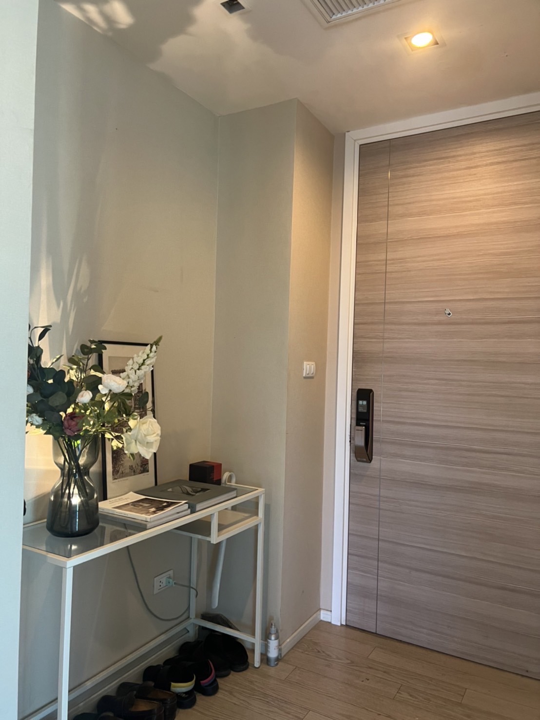 The Room Sukhumvit 21 | BTS Asoke | Beautiful room, High floor , Good Price #HL