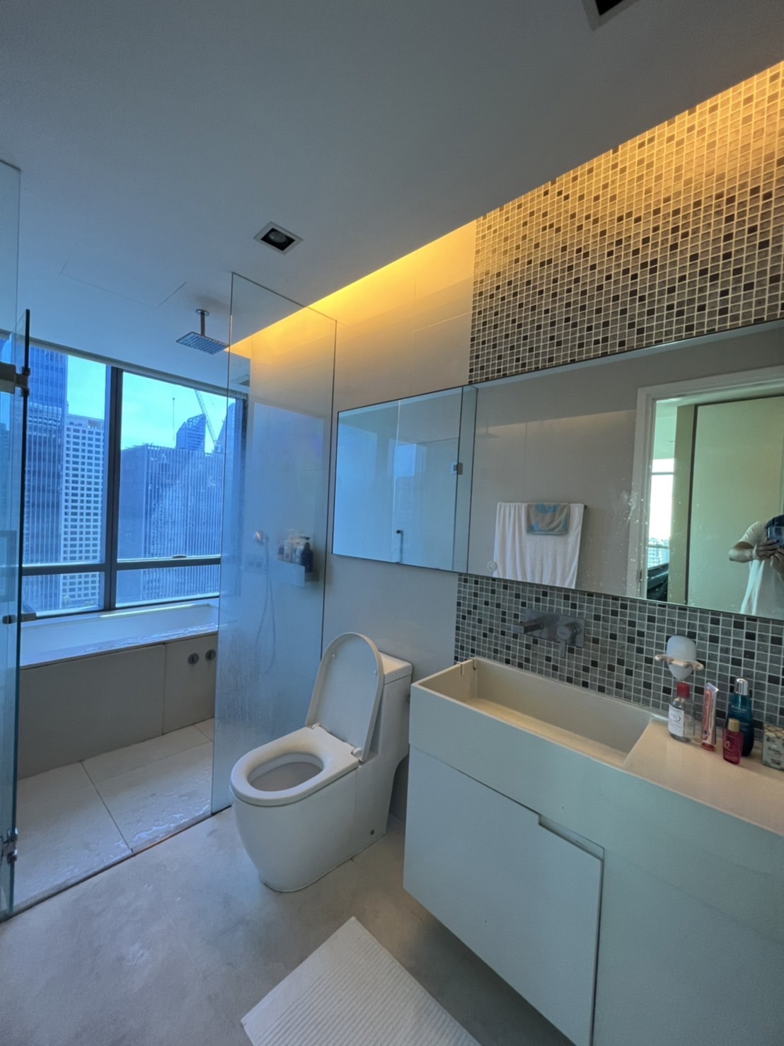 The Room Sukhumvit 21 | BTS Asoke | Beautiful room, High floor , Good Price #HL