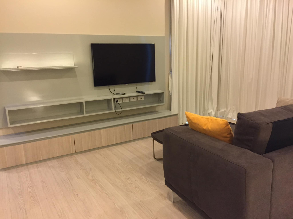The Room Sukhumvit 21 I BTS Asoke , MRT Sukhumvit I 🌈 Exclusive Room With Special Price 🌈 I #HL