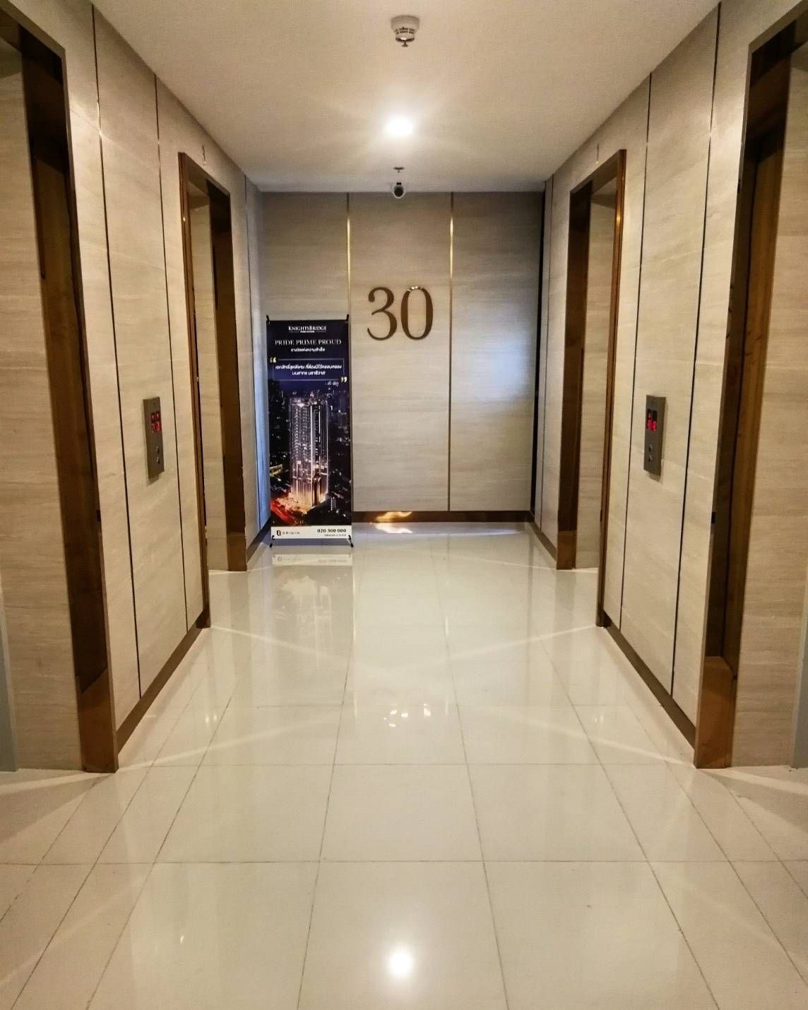 Knightsbridge Prime Sathorn I BTS Chongnonsi I  Sale!!! Good Price and Beautifully decorated, fully furnished with furniture and all appliances | HL