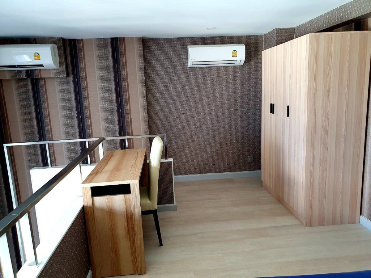 Knightsbridge Prime Sathorn I BTS Chongnonsi I Duplex  Beautifully decorated, fully furnished with furniture  I #HL