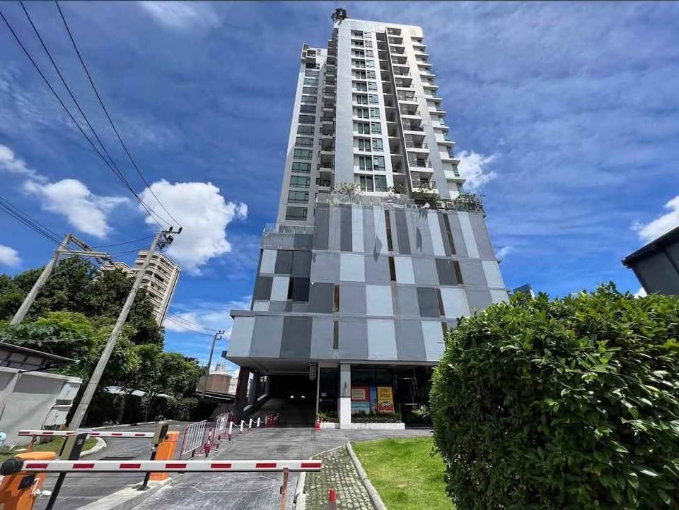 Bangkok Horizon Sathorn | 🚝ใกล้ BTSช่องนนทรี,ห้อง 2 ชั้น,ห้องมุมสุดชั้นสูงสุด #HL Focus