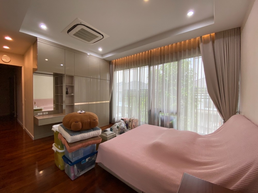Prinn Sathorn-Ratchaphruek | รถรับส่ง BTS บางหว้า | #HL Focus
