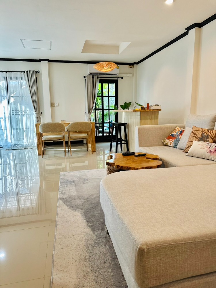 🏡บ้านเดี่ยว 2 ชั้น มีสวนหย่อมและที่จอดรถ ใกล้สถานีรถไฟฟ้าอ่อนนุช #HL Focus