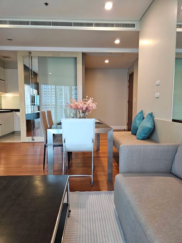 Bright Sukhumvit 24 | Nice Room 🚝ใกล้ BTS Phromphong | #Old Focus