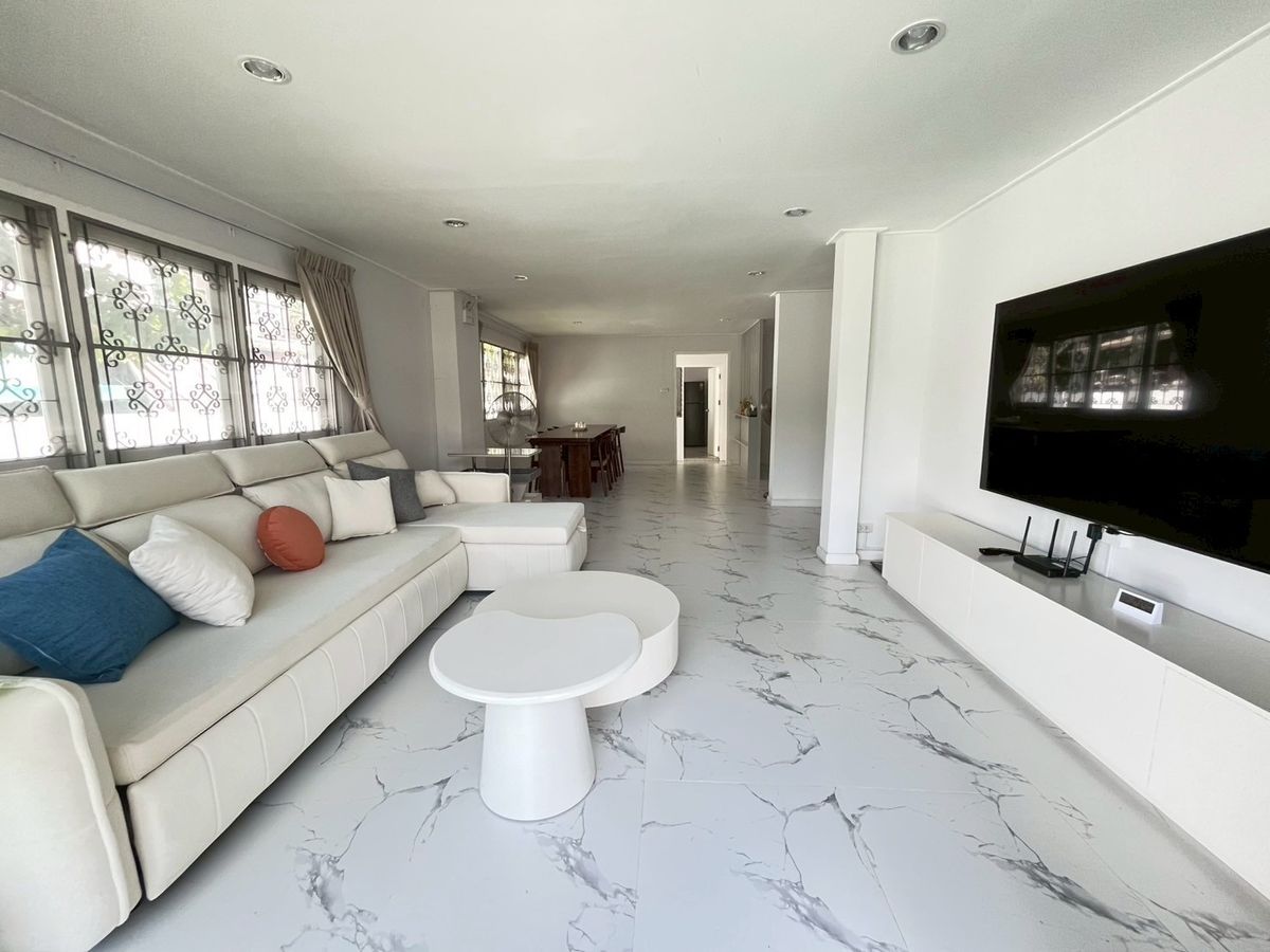 Home (RD)  |  บ้านเดี่ยวสุดหรูใจกลางพัฒนาการ 53 |#HL Focus