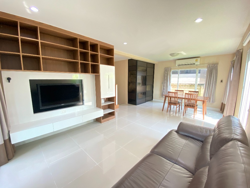 Passorn Prestige Pattanakarn 38 | หลังมุม มุมริมถนนด้านกว้างในโครงการ | #HL Focus