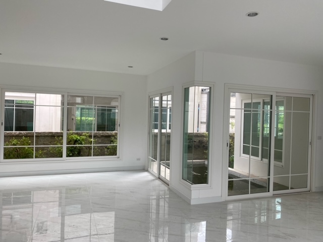 Grandio Sathorn  |#Old Focus
