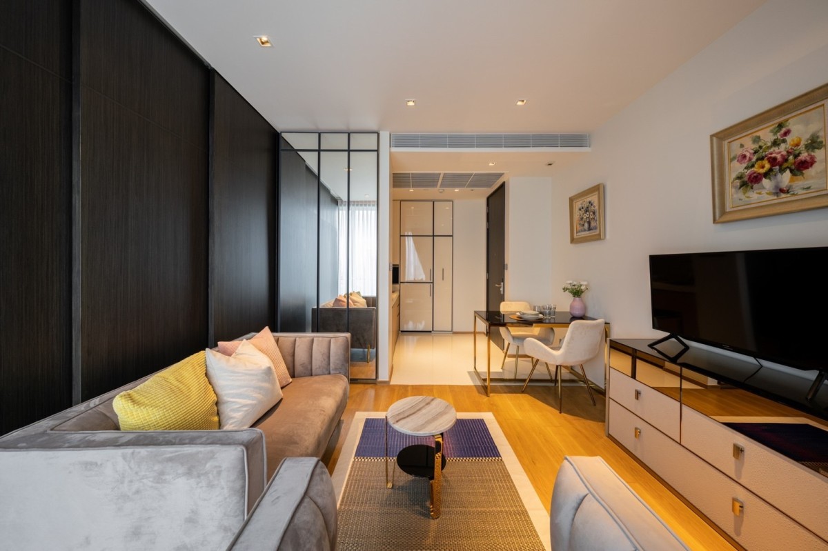 Beatniq | Luxury High floor unit | #HL