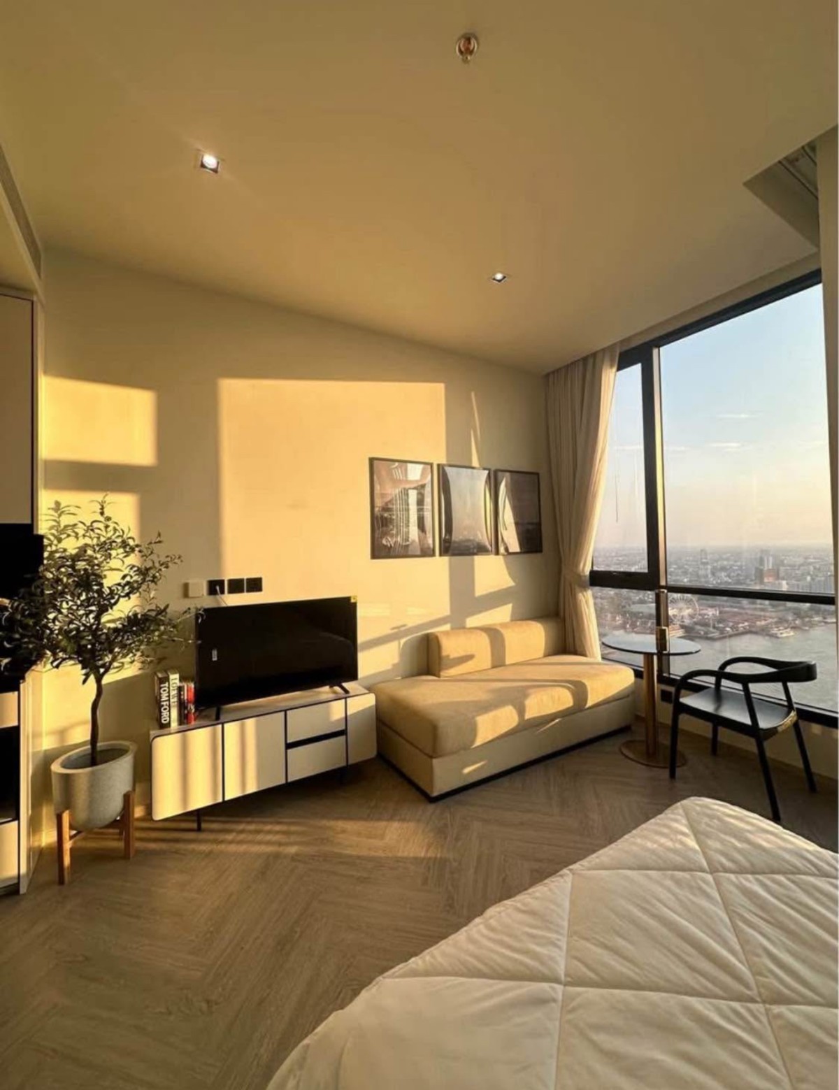Chapter Charoennakhon Riverside | 🚝ใกล้ BTS กรุงธนบุรี | #HL Focus