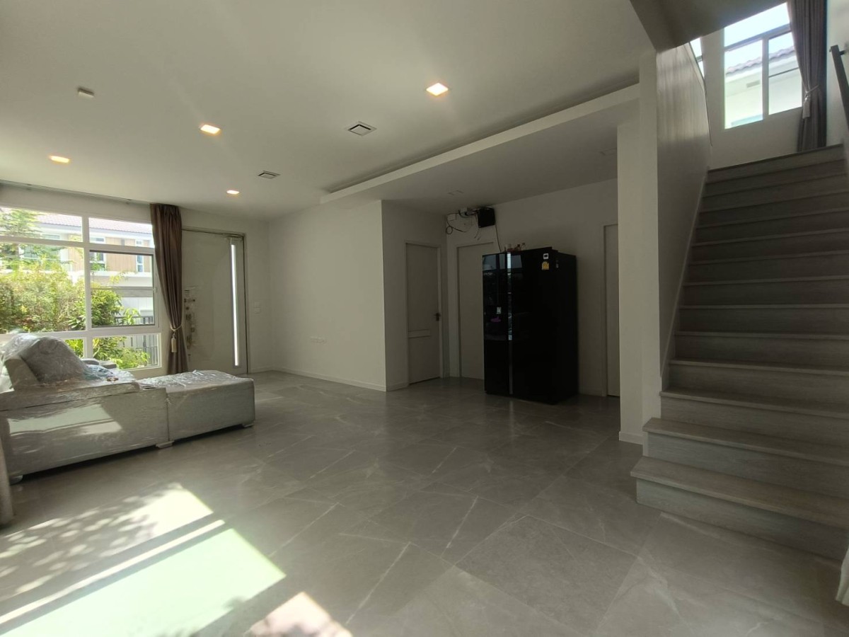 Mantana Bangna-Wongwaen | บ้านแปลงหัวมุม หันหน้าทางทิศเหนือ | #HL Focus