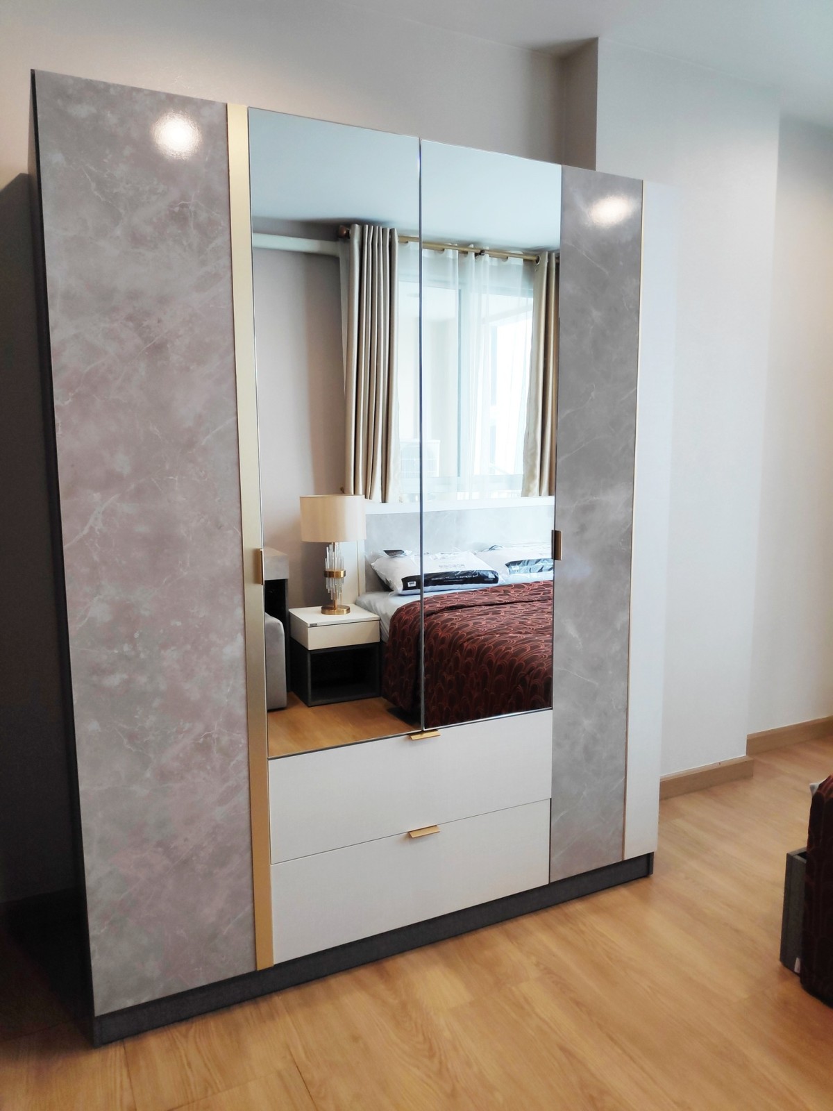 The Address Sukhumvit 42 | 1 ห้องนอนใหญ่ ปรับปรุงใหม่พร้อมอยู่ ซื้ออยู่เองหรือลงทุนก็คุ้มค่า กับคอนโดใกล้ BTS เอกมัยเพียง 400 เมตร หรือเดินเพียง 5 นาที | #HL Focus