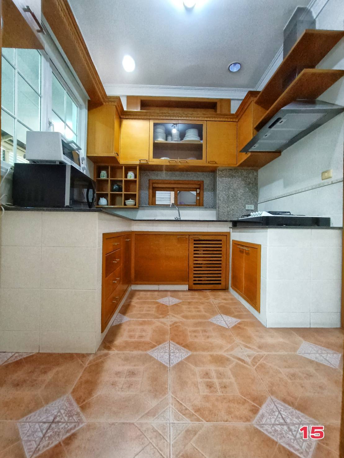 Narasiri Sathorn-Wongwaen | บ้านสวย ทำเลดี หมู่บ้านติดถนนกาญจนาภิเษก #HL Focus