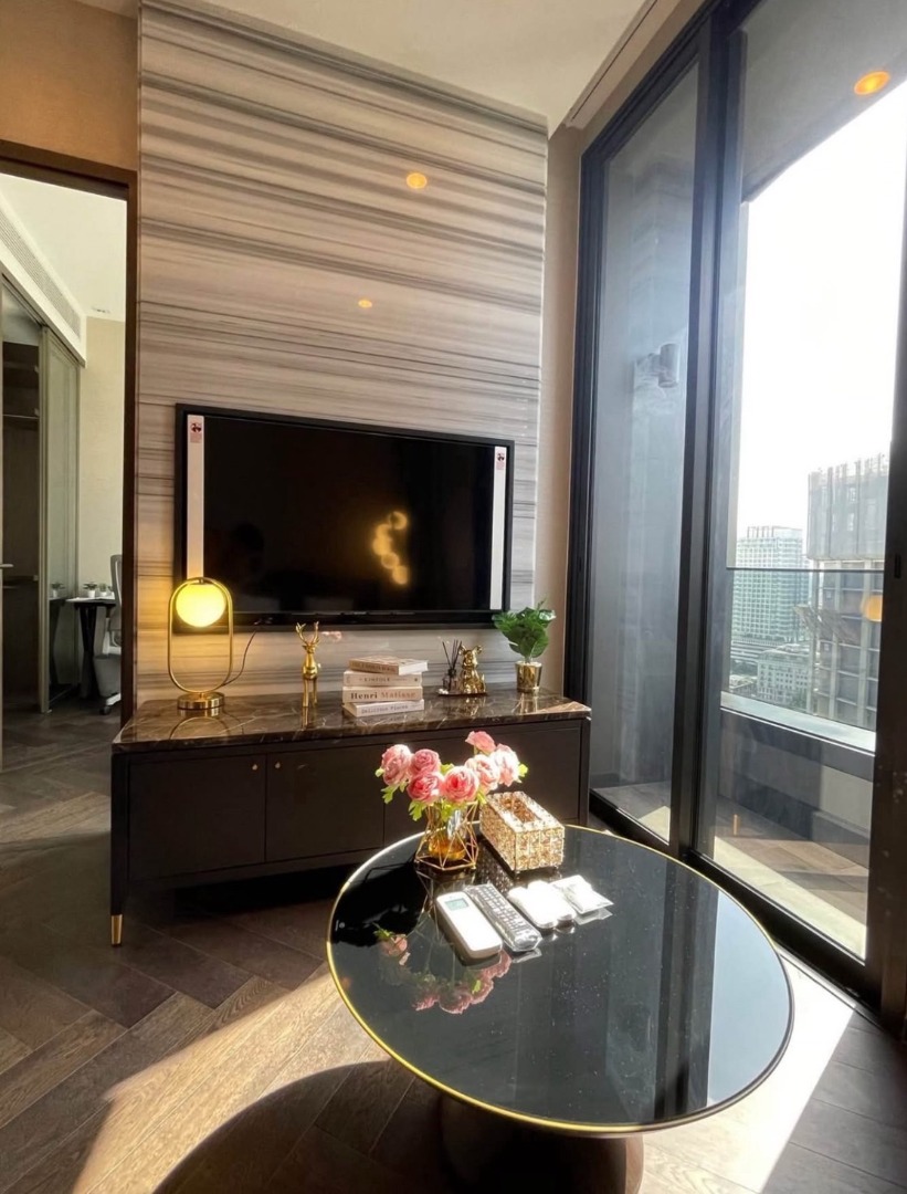 The Esse Sukhumvit 36 | Luxury Condo Nice View 🚝ใกล้ BTS Thonglor 0m. #HL