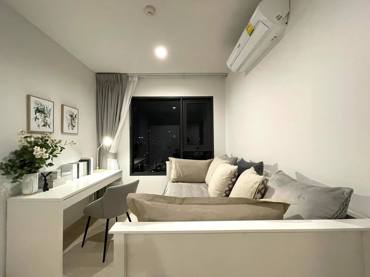 Life One Wireless | Fully decorated contemporary style with embassy facing #New Focus