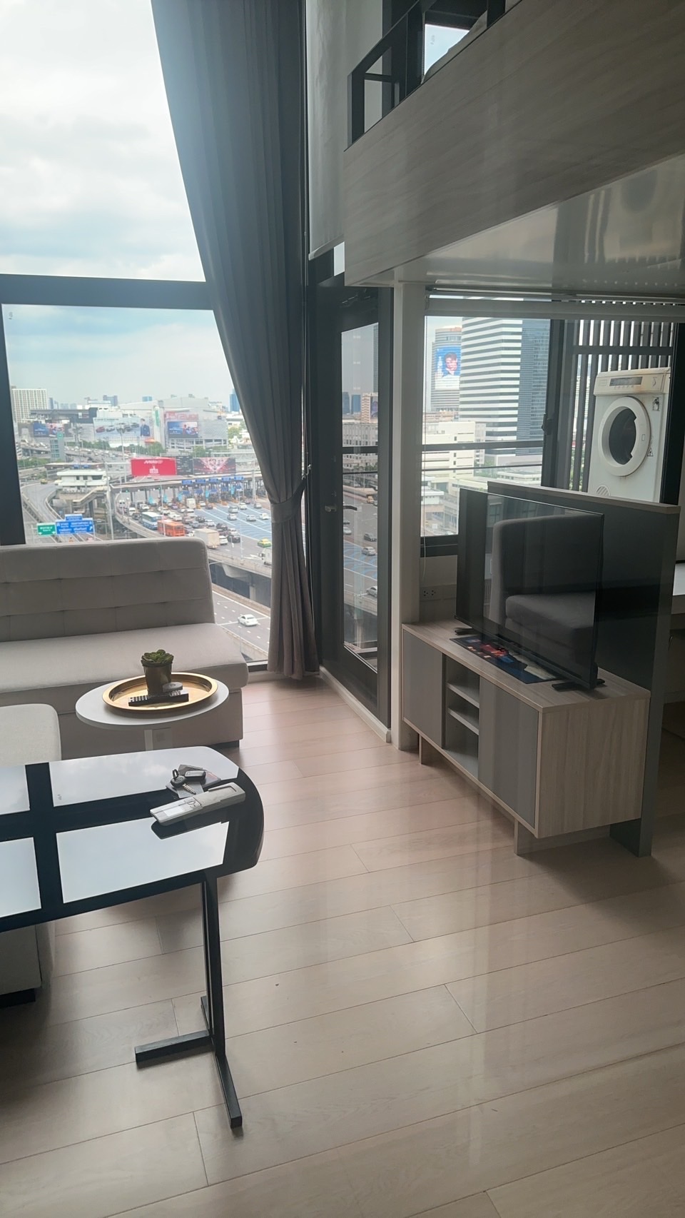 Chewathai Residence Asoke | 🚝ใกล้ BTS,MRT พระราม 9 #New Focus