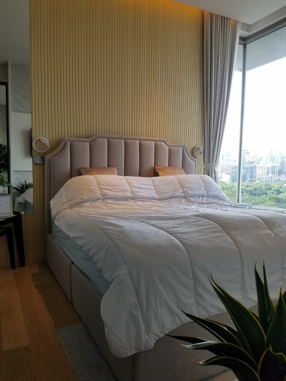 Saladaeng One | Super Luxury unit sell with tenant !!! Lumpini park facing |#New