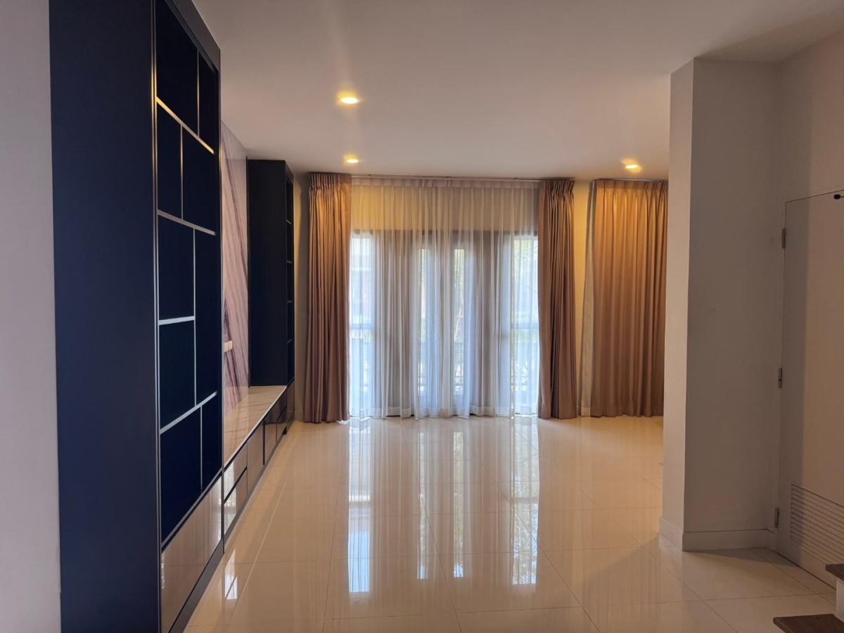 The City Rama 9 - Krungthep Kreetha | บ้านพร้อมอยู่ มีเฟอร์นิเจอร์ครบ | #HL Focus