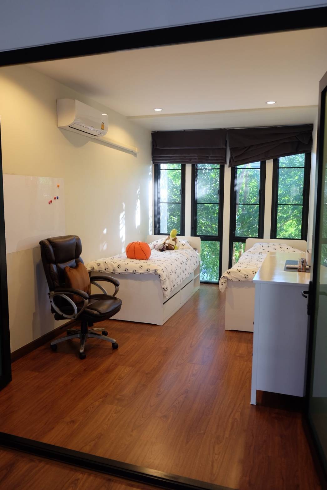 Villa Arcadia Srinakarin | บ้านเดี่ยวใกล้เมกาบางนา เข้าออกได้หลายทาง​ ทั้งบางนา-ตราด |#HL Focus
