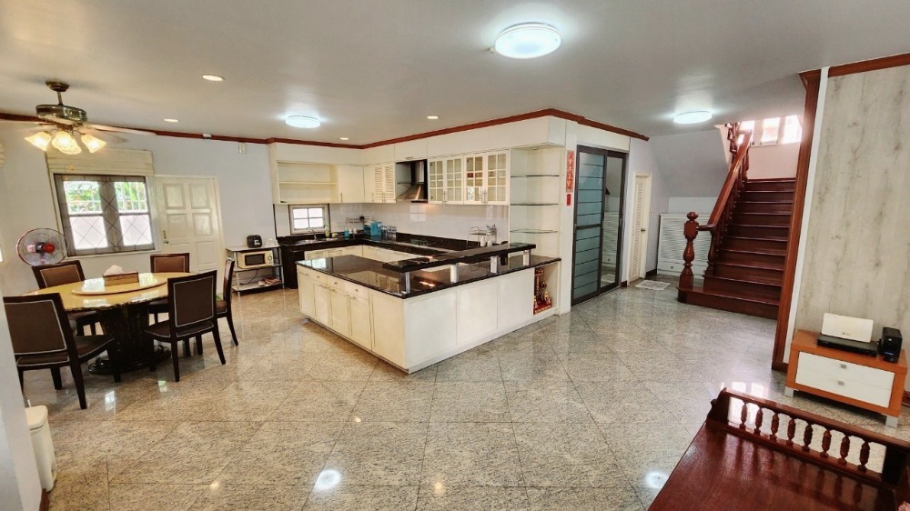 Chuan Chuen Lat Phrao | บ้านเดี่ยวพร้อมอยู่ หน้าบ้านติดสวน เฟอร์นิเจอร์ครบ | #HL Focus