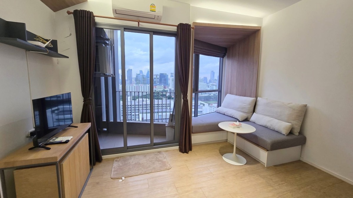 Triple Y Residence | 🚝ใกล้ MRT สามย่าน #New