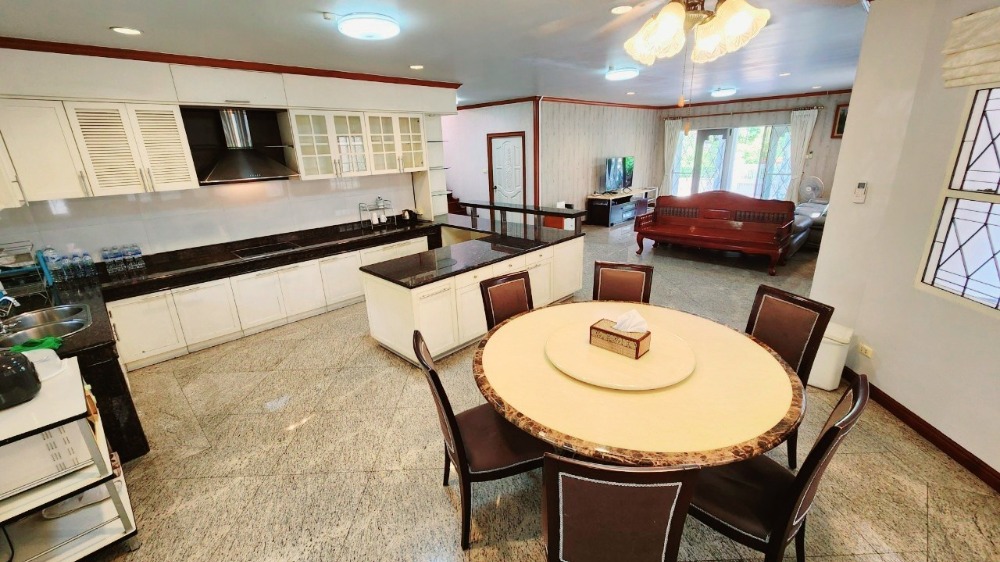 Chuan Chuen Lat Phrao | บ้านเดี่ยวพร้อมอยู่ หน้าบ้านติดสวน เฟอร์นิเจอร์ครบ #HL Focus