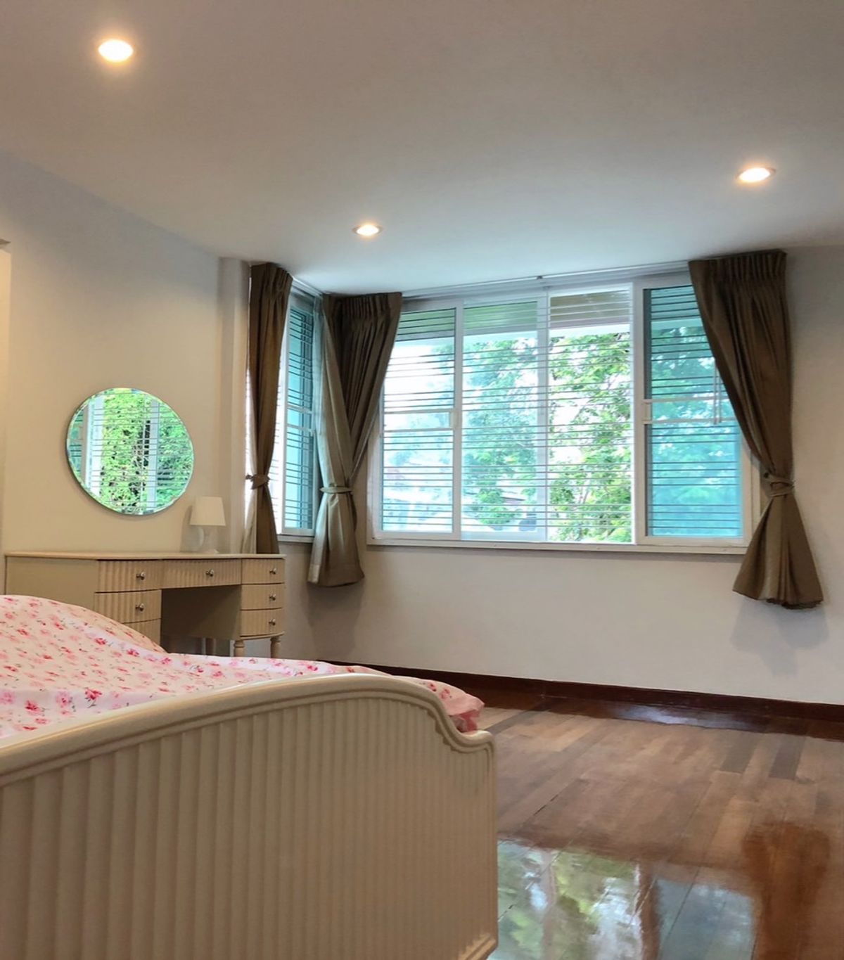 บ้านเดี่ยว 2 ชั้น รีโนเวทใหม่ทั้งหลังใหม่วิภาวดี16 ซอยโชคชัยร่วมมิตร #HL Focus