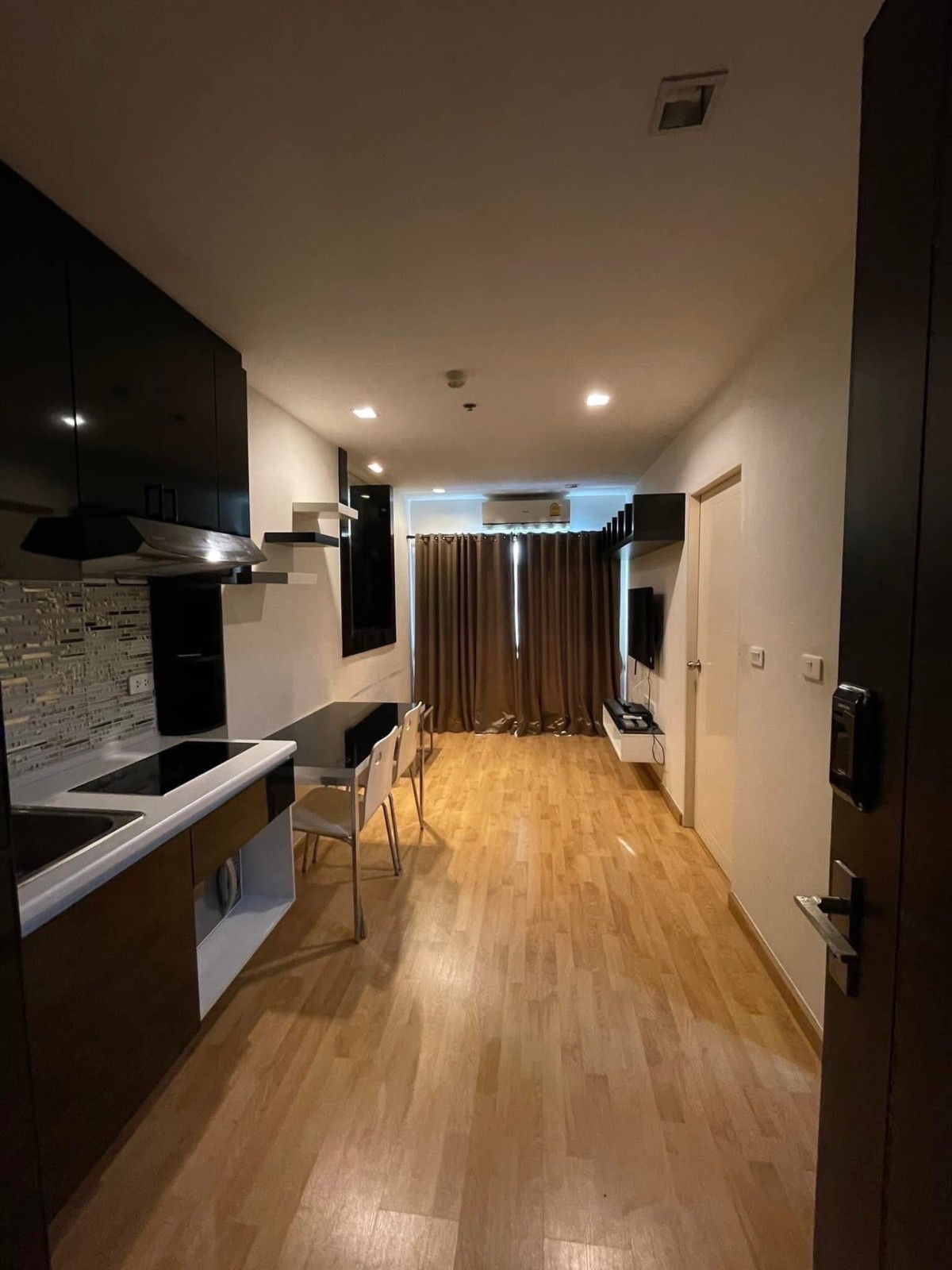 Casa Asoke - Dindaeng | 🚝ใกล้ MRT พระราม 9 #New Focus