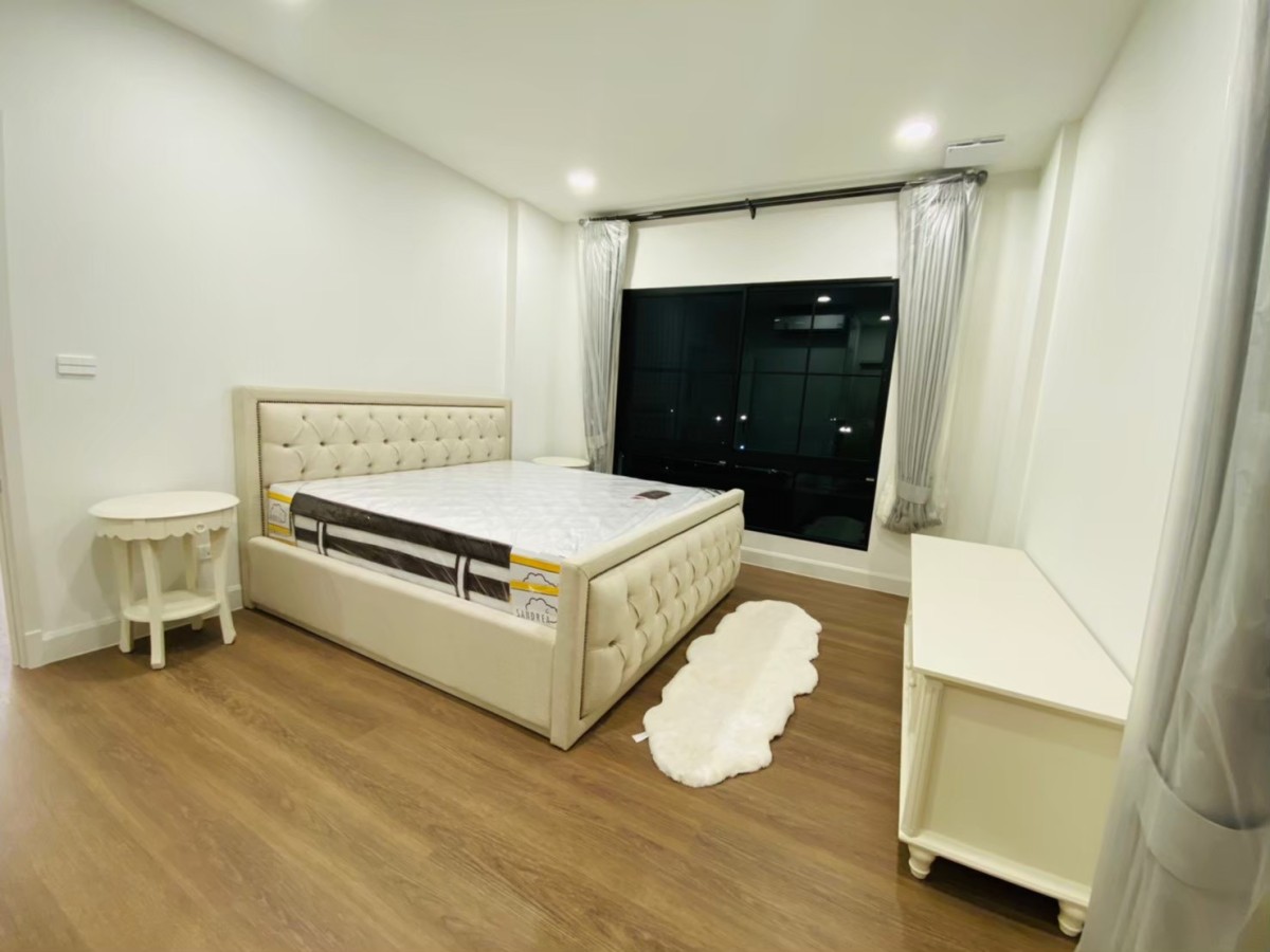 Nantawan Rama9-New Krungthepkreetha | บ้านเดี่ยว 2 ชั้น สไตล์ French Eclectic #HL Focus