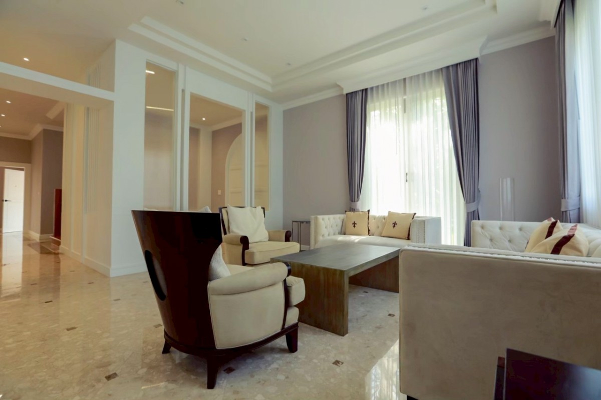 Golden Nakara Onnut 65 | ขายบ้านหรู ตกเเต่งสวยพร้อมอยู่  #HL Focus