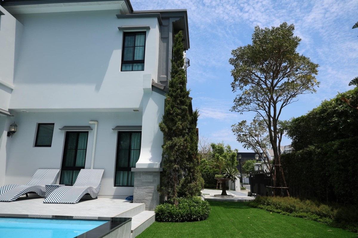 Nantawan Rama9-New Krungthepkreetha | บ้านเดี่ยวหรู Luxury house with Pool Villa  #HL Focus