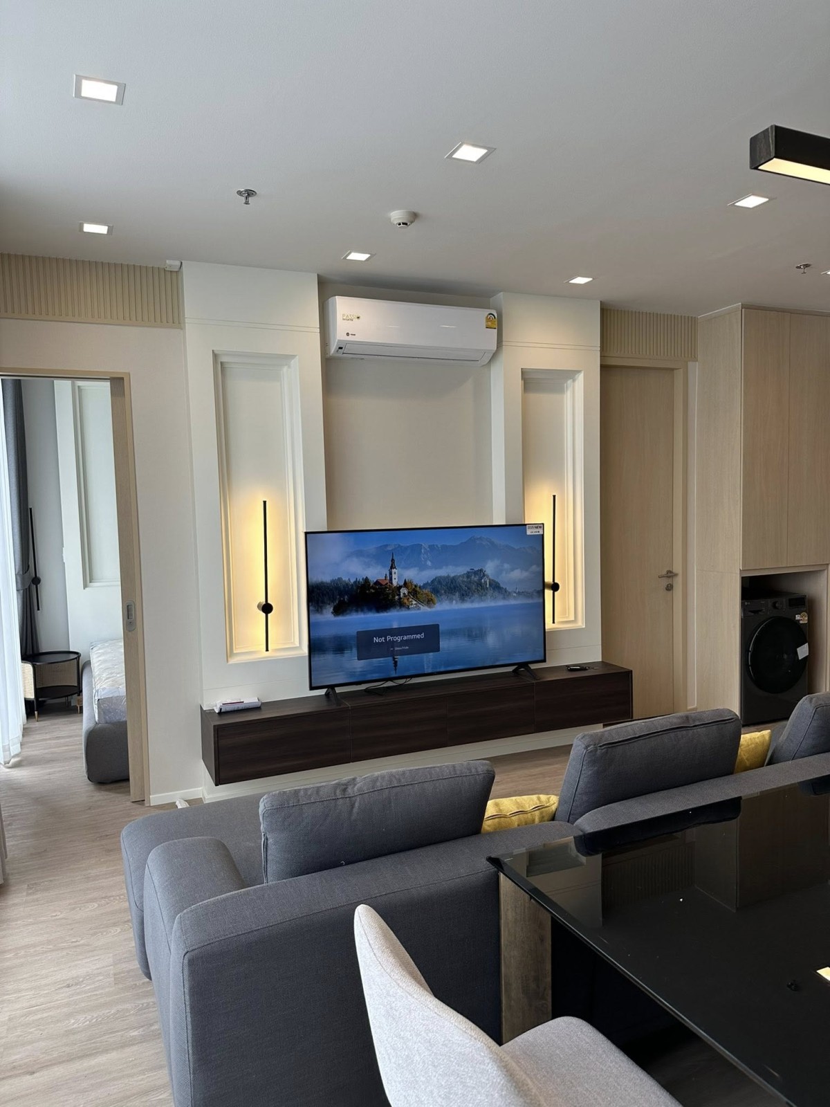 Noble State 39 | 2bed with 2parking unit ready to move in #New
