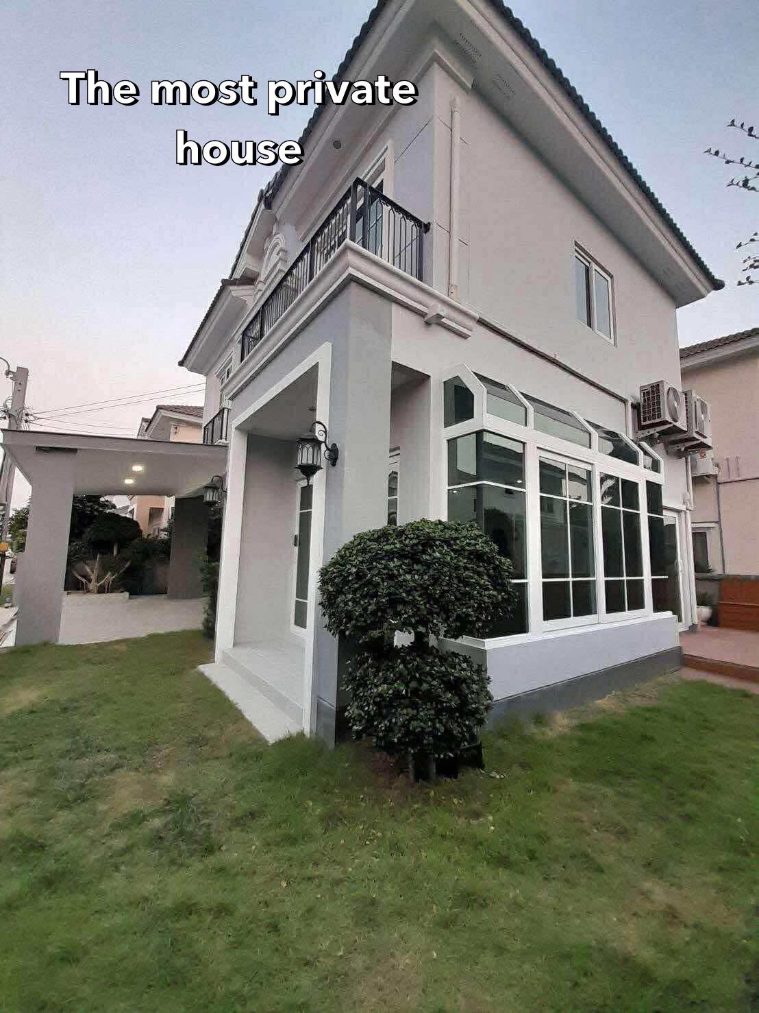 Grandio Ramintra-Wongwaen | บ้านหลังริมเป็นส่วนตัว เฟอร์นิเจอร์บิ้วท์อินหรู #HL Focus