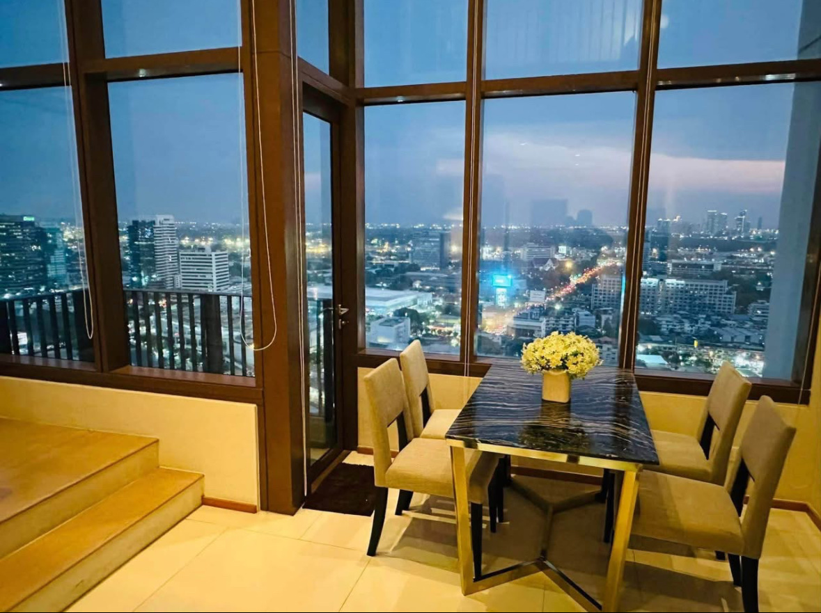 The Emporio Place | 🚝ใกล้ BTSพร้อมพงษ์ #New Focus