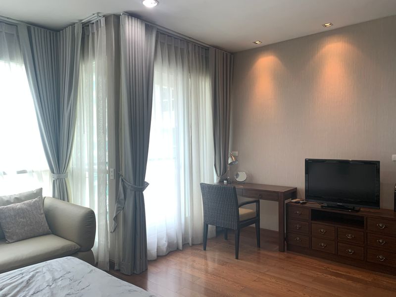 The Address Chidlom | High floor unit studio ready to move in #HL Focus